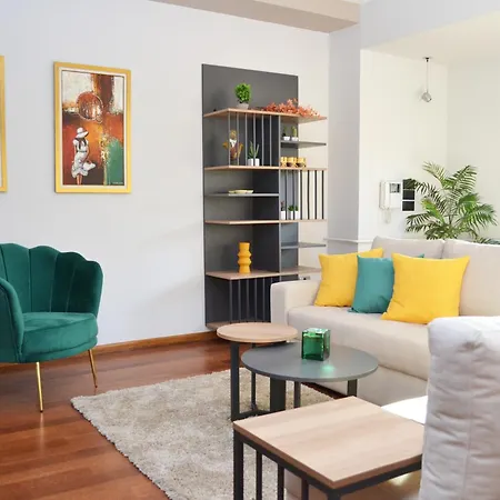 Location With Parking By He-ra *