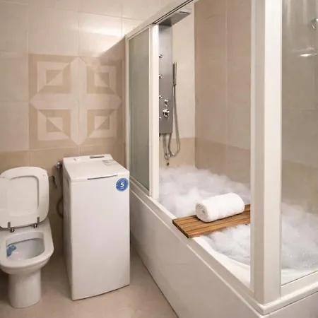 He-ra Near Macedonia Square With Parking Apartamento Skopie