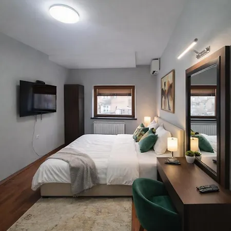 He-ra Near Macedonia Square With Parking Apartamento Skopie
