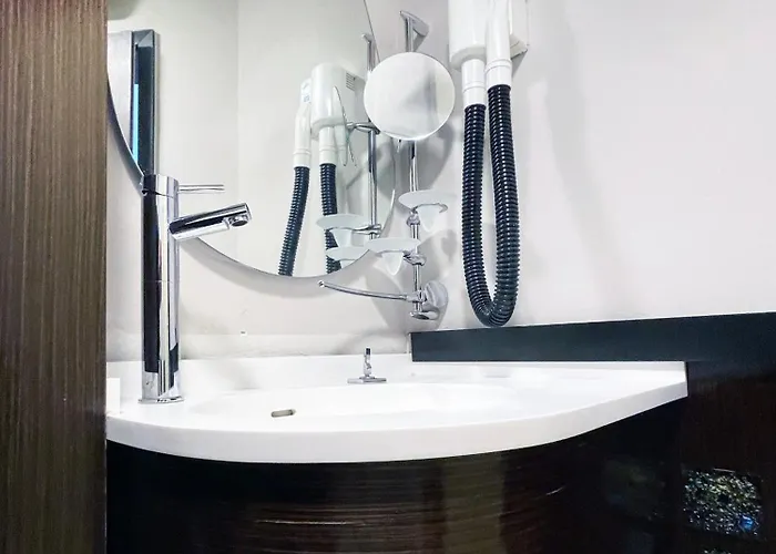 Location With Parking By He-ra Apartament