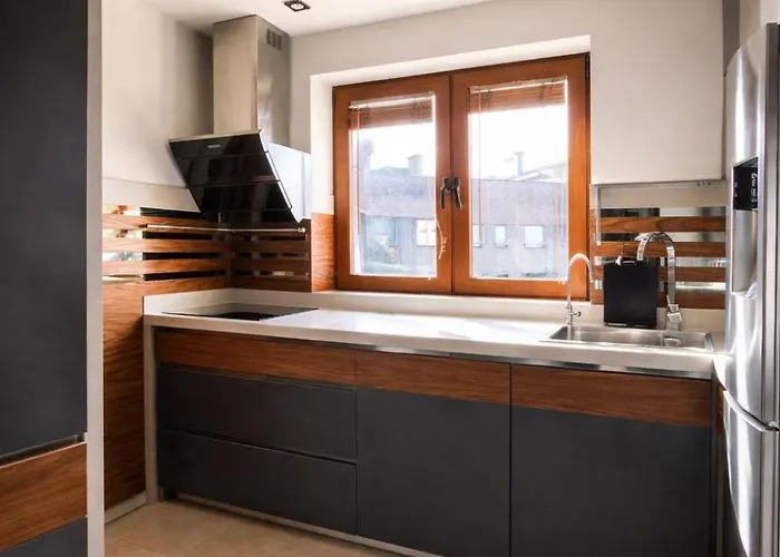 Apartament Location With Parking By He-ra